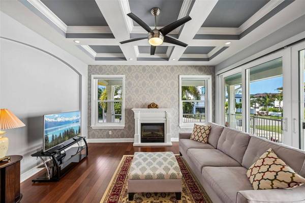 8174 17TH AVE W, Bradenton, FL 34209