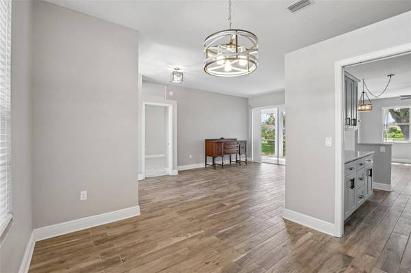 8908 71ST AVE E, Palmetto, FL 34221