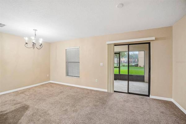 2516 OLEANDER LAKES DR, Brandon, FL 33511