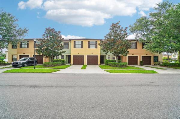 2516 OLEANDER LAKES DR, Brandon, FL 33511