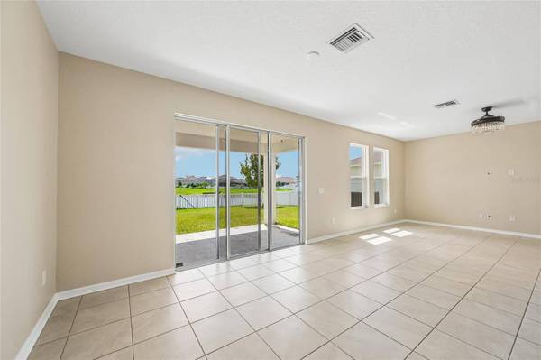 4702 BIRDSONG DR, Palmetto, FL 34221