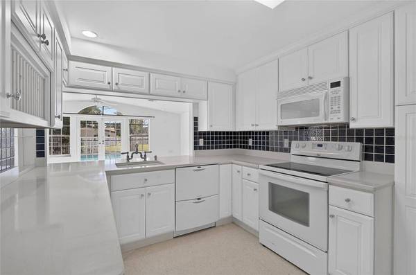 707 PARK LN, Bradenton, FL 34209