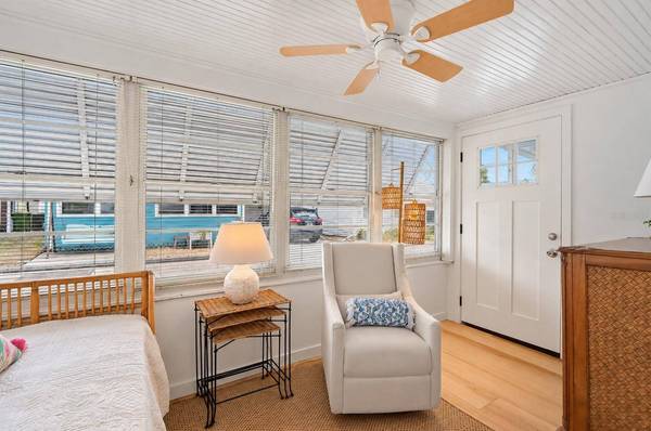 12 LAFAYETTE ST, Bradenton, FL 34208