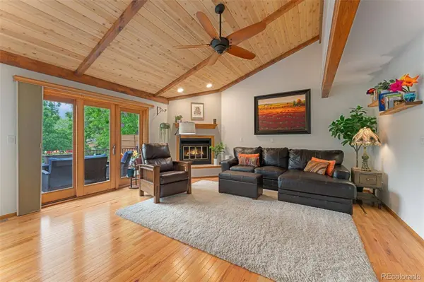 119 Ward CT, Lakewood, CO 80228