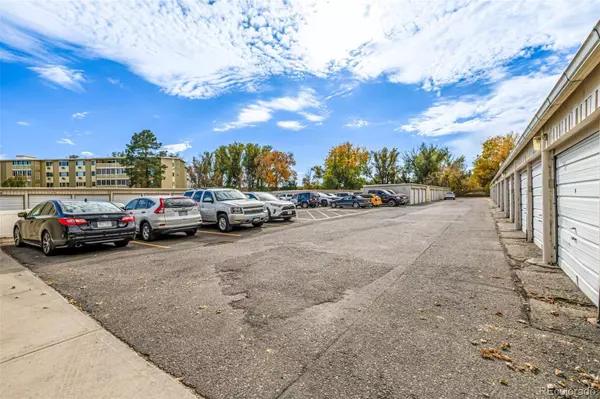 635 S Alton WAY #2B, Denver, CO 80247