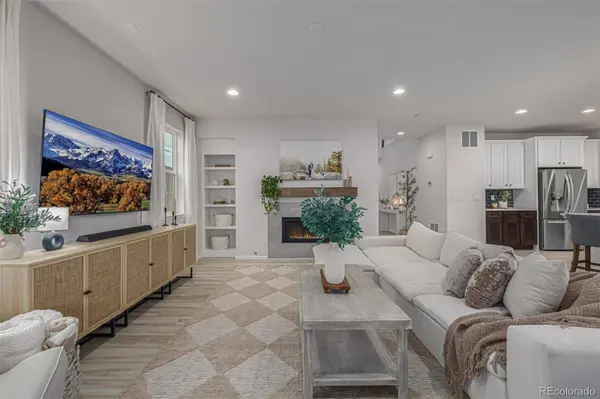 3986 Fultondale ST, Aurora, CO 80019