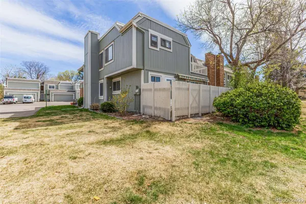 2931 S Lansing WAY, Aurora, CO 80014
