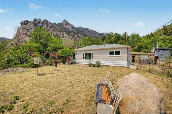 176 Artesian DR, Eldorado Springs, CO 80025