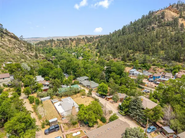 176 Artesian DR, Eldorado Springs, CO 80025