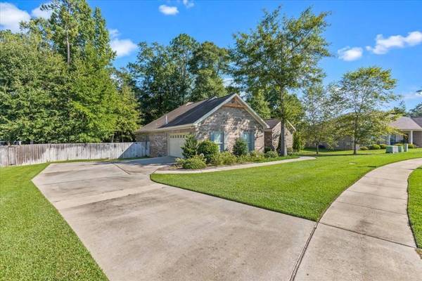 327 Cotton Ridge Lane, Dothan, AL 36301