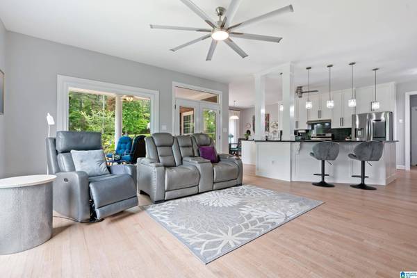 409 PINEVIEW DRIVE, West Blocton, AL 35184