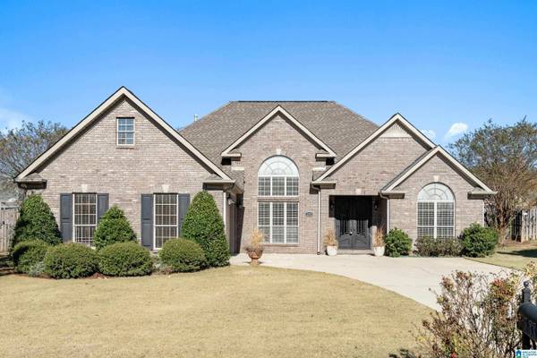 233 QUEENS GATE, Maylene, AL 35114