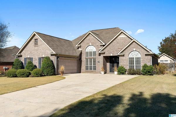 233 QUEENS GATE, Maylene, AL 35114