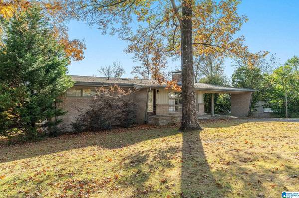 1305 WAYNE DRIVE, Hoover, AL 35226