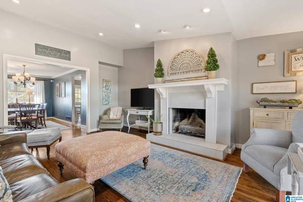 1305 WAYNE DRIVE, Hoover, AL 35226