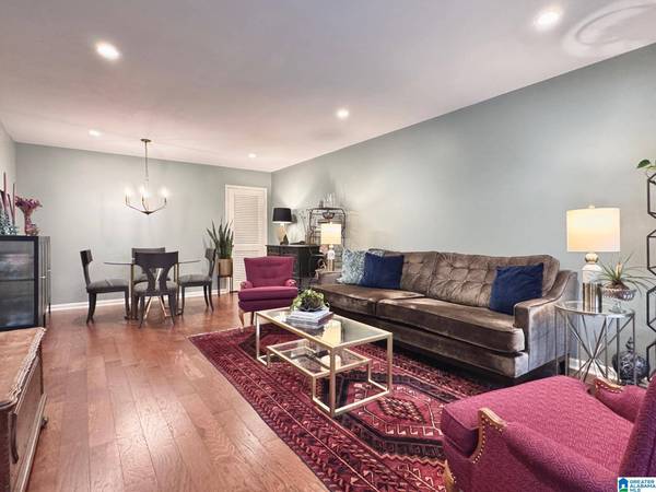 2949 DONITA DRIVE #2949, Vestavia Hills, AL 35243