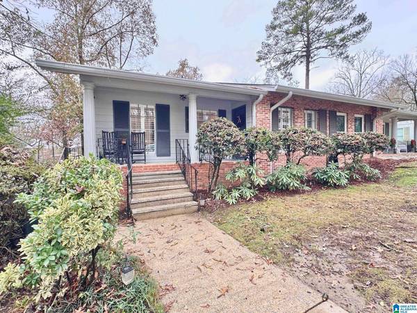 2949 DONITA DRIVE #2949, Vestavia Hills, AL 35243