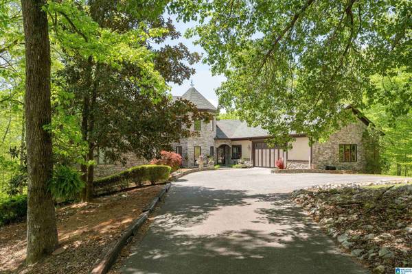 6 ENVIRONS PARKWAY, Helena, AL 35080