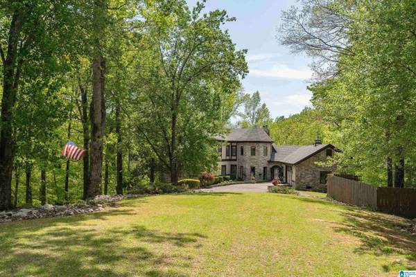 6 ENVIRONS PARKWAY, Helena, AL 35080