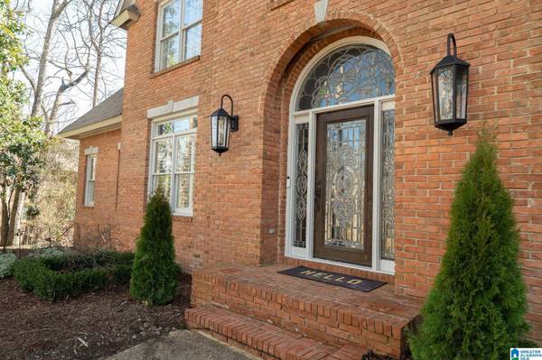 4005 FAIRCHASE LANE, Hoover, AL 35244