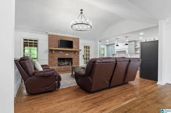 3517 WYNWOOD DRIVE, Birmingham, AL 35210