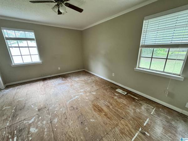 113 STERLING DRIVE, Hueytown, AL 35023