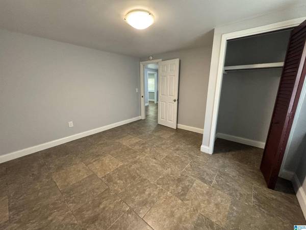 1307 SHADES AVENUE, Bessemer, AL 35020