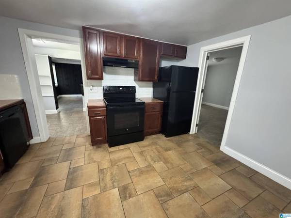 1307 SHADES AVENUE, Bessemer, AL 35020