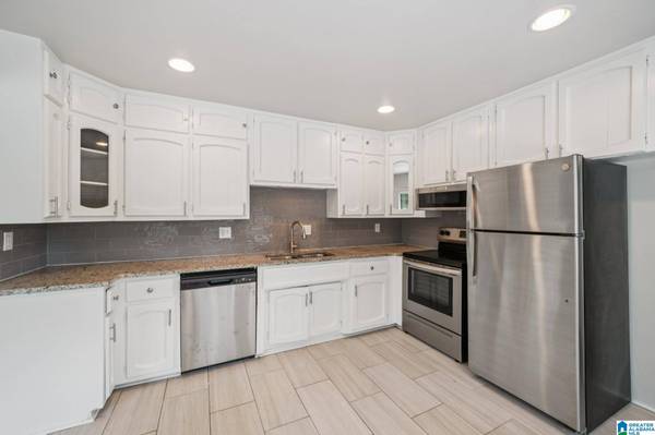 2300 9TH STREET NW, Birmingham, AL 35215