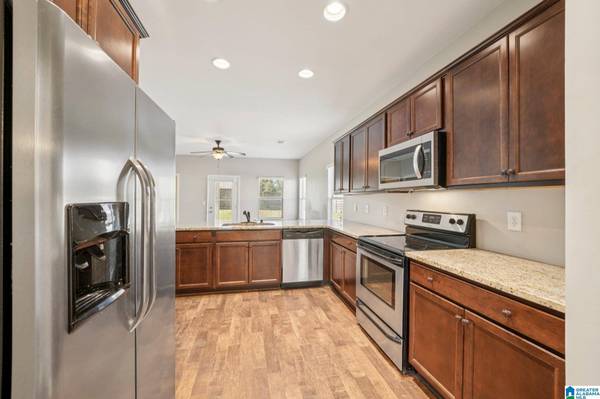 7012 KENSINGTON AVENUE, Calera, AL 35040