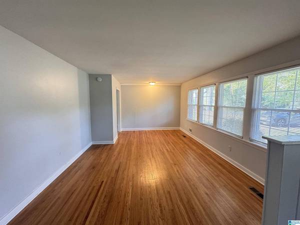 817 OAKLAND DRIVE, Fairfield, AL 35064