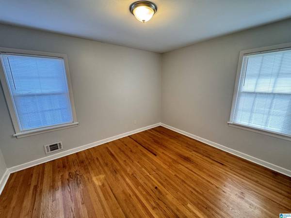 817 OAKLAND DRIVE, Fairfield, AL 35064