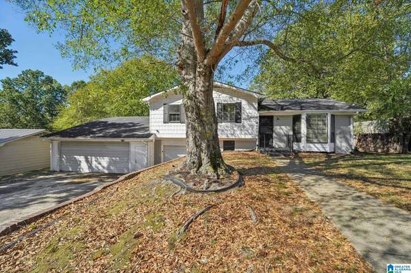 8400 COUNTRY CIRCLE, Pinson, AL 35126