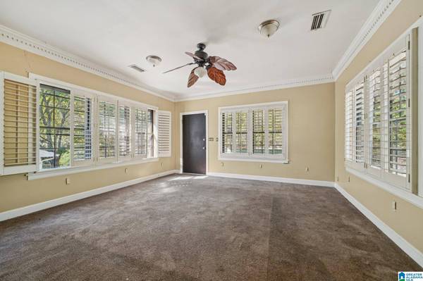 8400 COUNTRY CIRCLE, Pinson, AL 35126