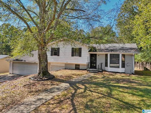 8400 COUNTRY CIRCLE, Pinson, AL 35126