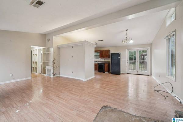 4883 BRIDLE PATH DRIVE, Pinson, AL 35126