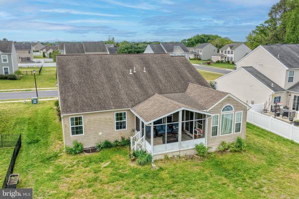 27 RIVER CLIFF CIR, Felton, DE 19943