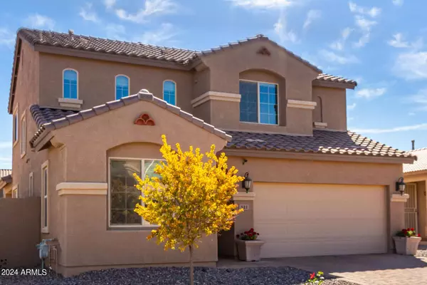 811 E GOLD DUST Way, San Tan Valley, AZ 85143