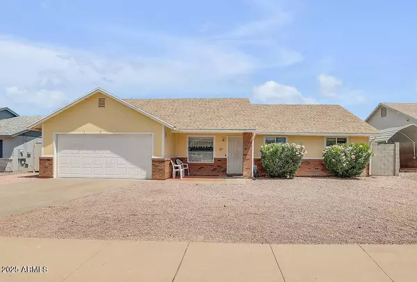 6102 E INGLEWOOD Street, Mesa, AZ 85205
