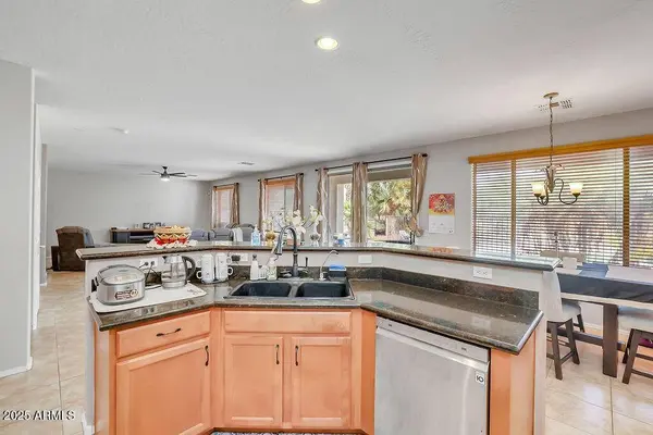 22087 N LAKESIDE Drive, Maricopa, AZ 85138