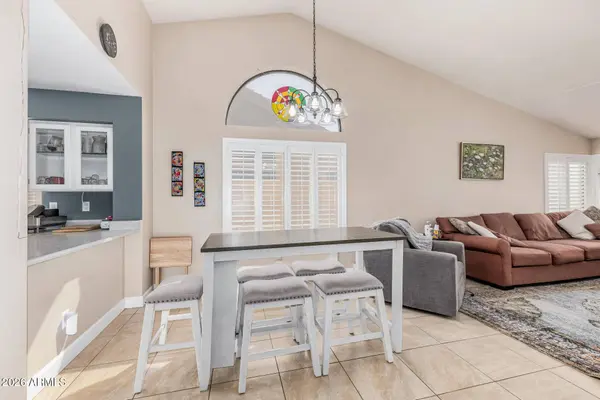 83 W Calle De Arcos --, Tempe, AZ 85284