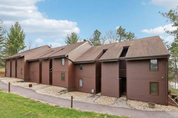 12 Cedar Trail, Wisconsin Dells, WI 53965