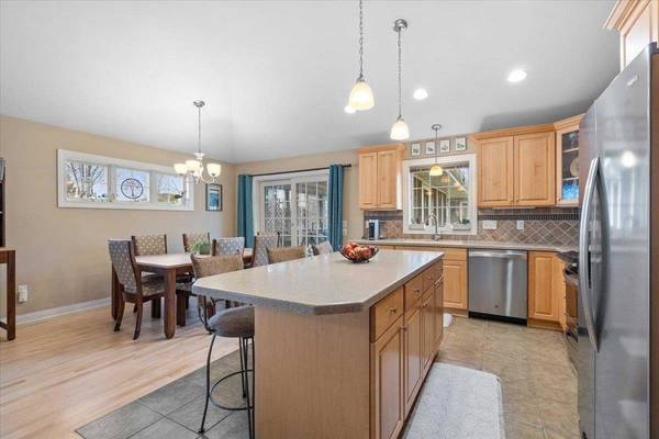 2889 Coneflower Road, Fitchburg, WI 53711