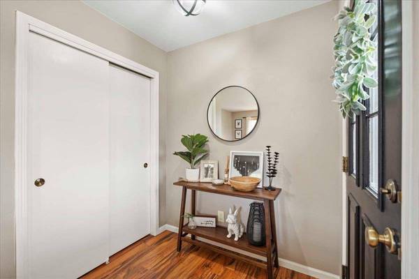 5031 Eagles Perch Drive, Madison, WI 53718