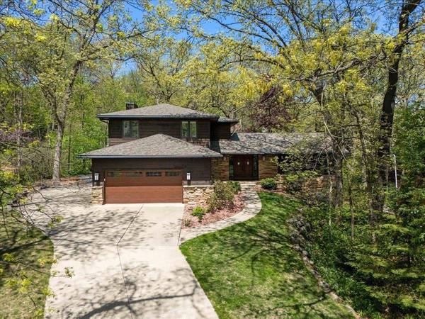 5838 Timber Land Circle, Fitchburg, WI 53711