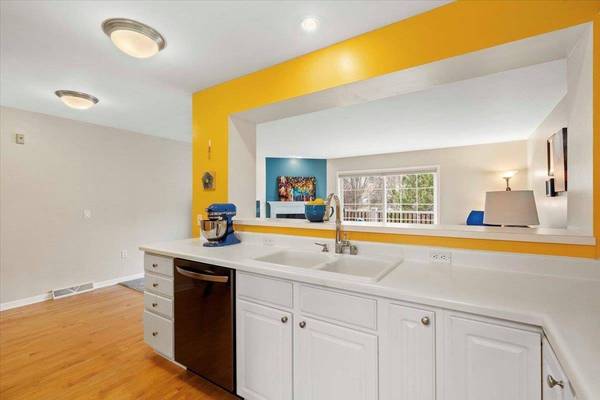 3021 Royal Wulff Terrace, Fitchburg, WI 53711