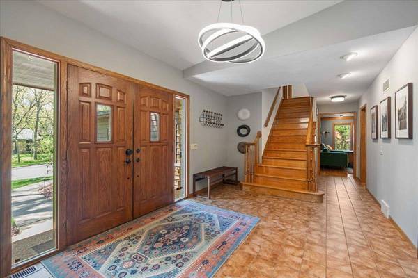 5838 Timber Land Circle, Fitchburg, WI 53711