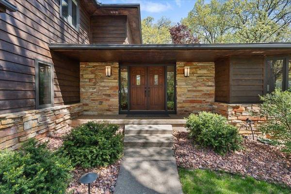 5838 Timber Land Circle, Fitchburg, WI 53711