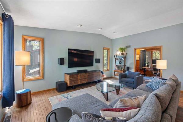 5838 Timber Land Circle, Fitchburg, WI 53711