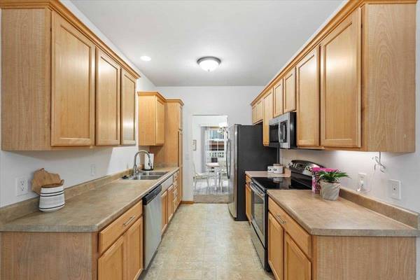 3869 Maple Grove Drive, Madison, WI 53719